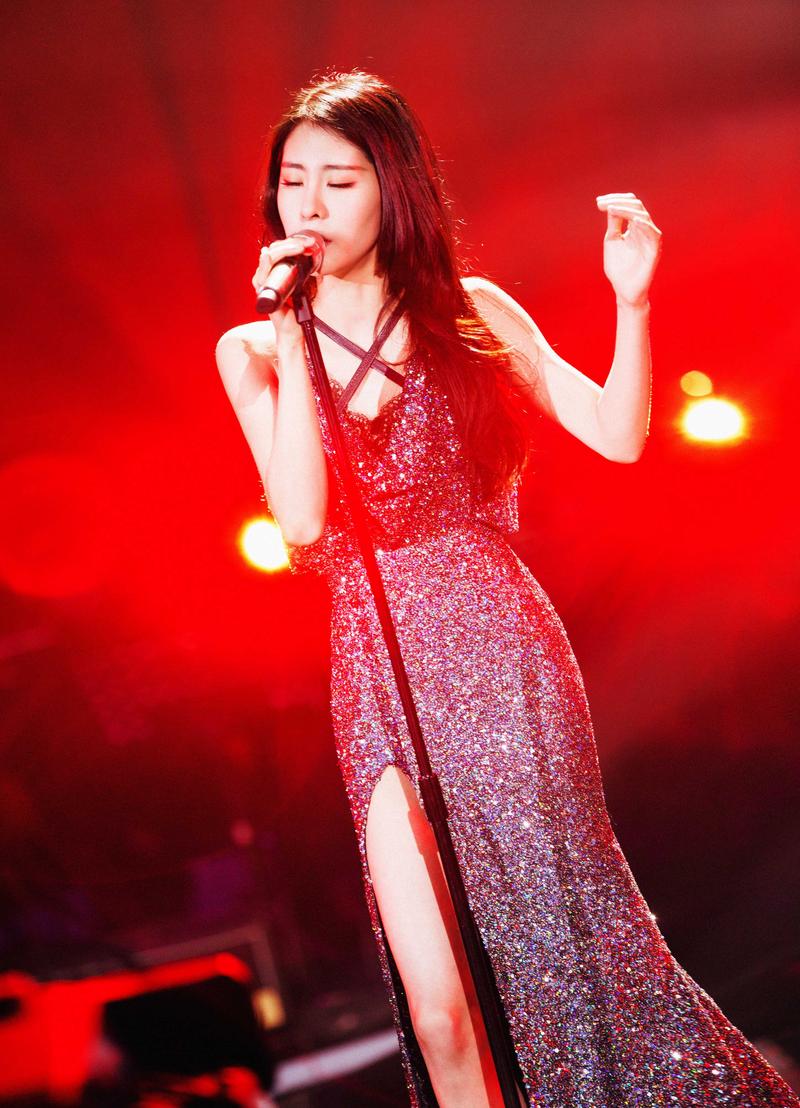 张碧晨上海演唱会 专业艺人演出与商演对接服务全解析